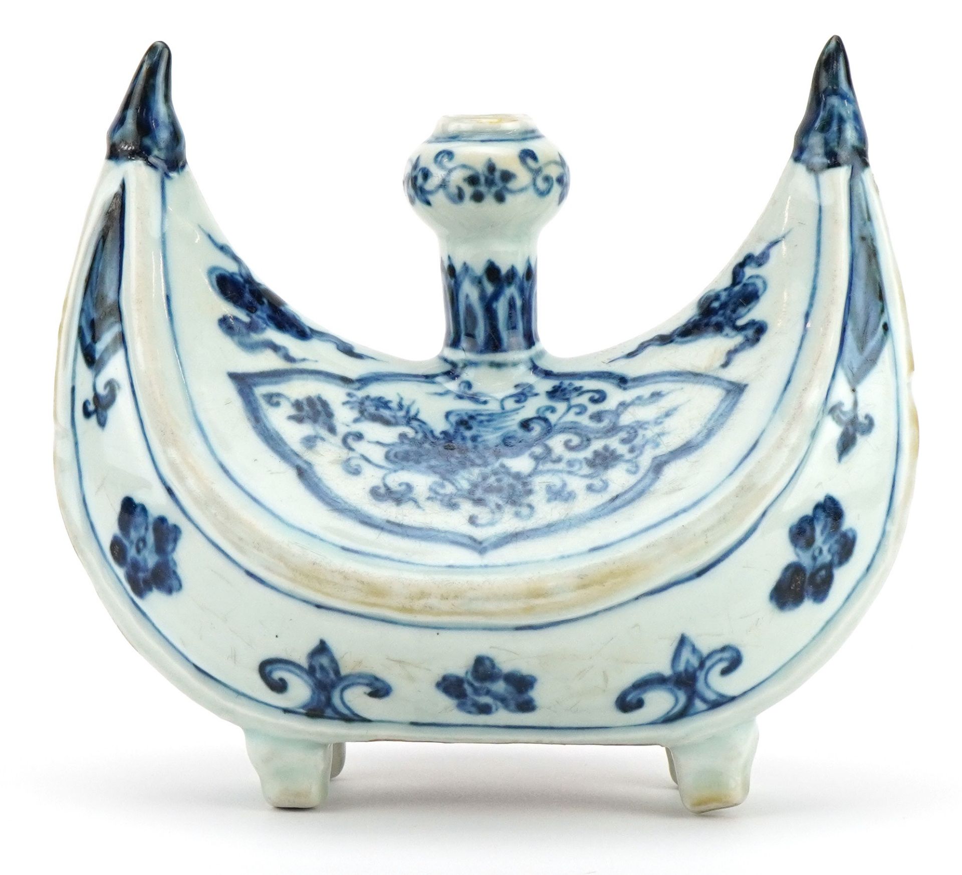 Chinese Islamic blue and white porcelain four footed candle holder hand painted with flowers, 20cm - Image 2 of 7