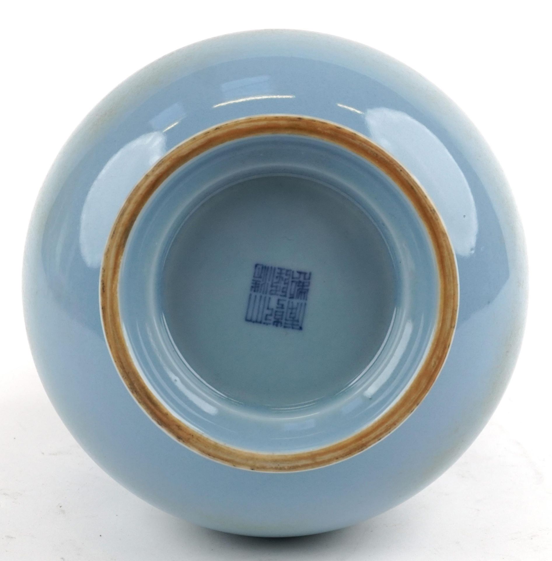 Large Chinese porcelain vase having a clair de lune type glaze with twin handles, six figure - Bild 6 aus 7