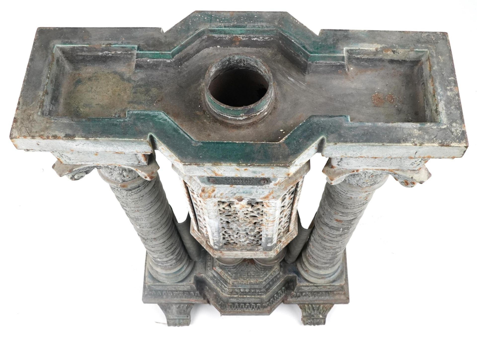 Victorian cast iron green enamelled Clark's patent Syphon Hygienic stove, 119 H x 64 W x 36 D - Bild 2 aus 4
