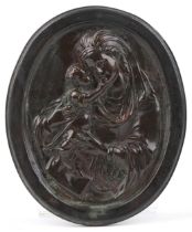 19th century style oval bronzed wall plaque of Madonna and child, 27cm x 22cm