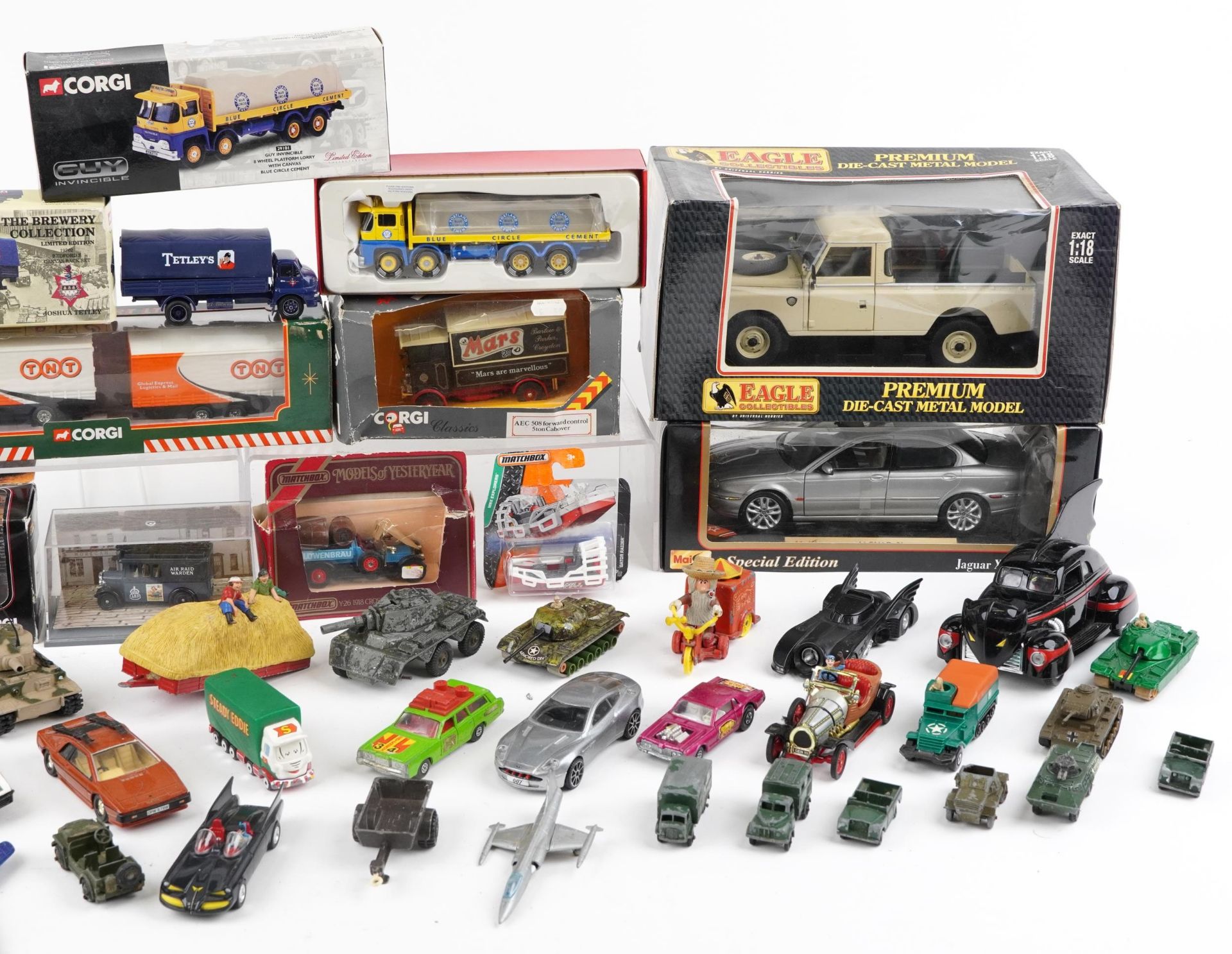 Vintage and later diecast model vehicles, some with boxes and a Corgi Doctor Who 40th Anniversary - Bild 3 aus 3
