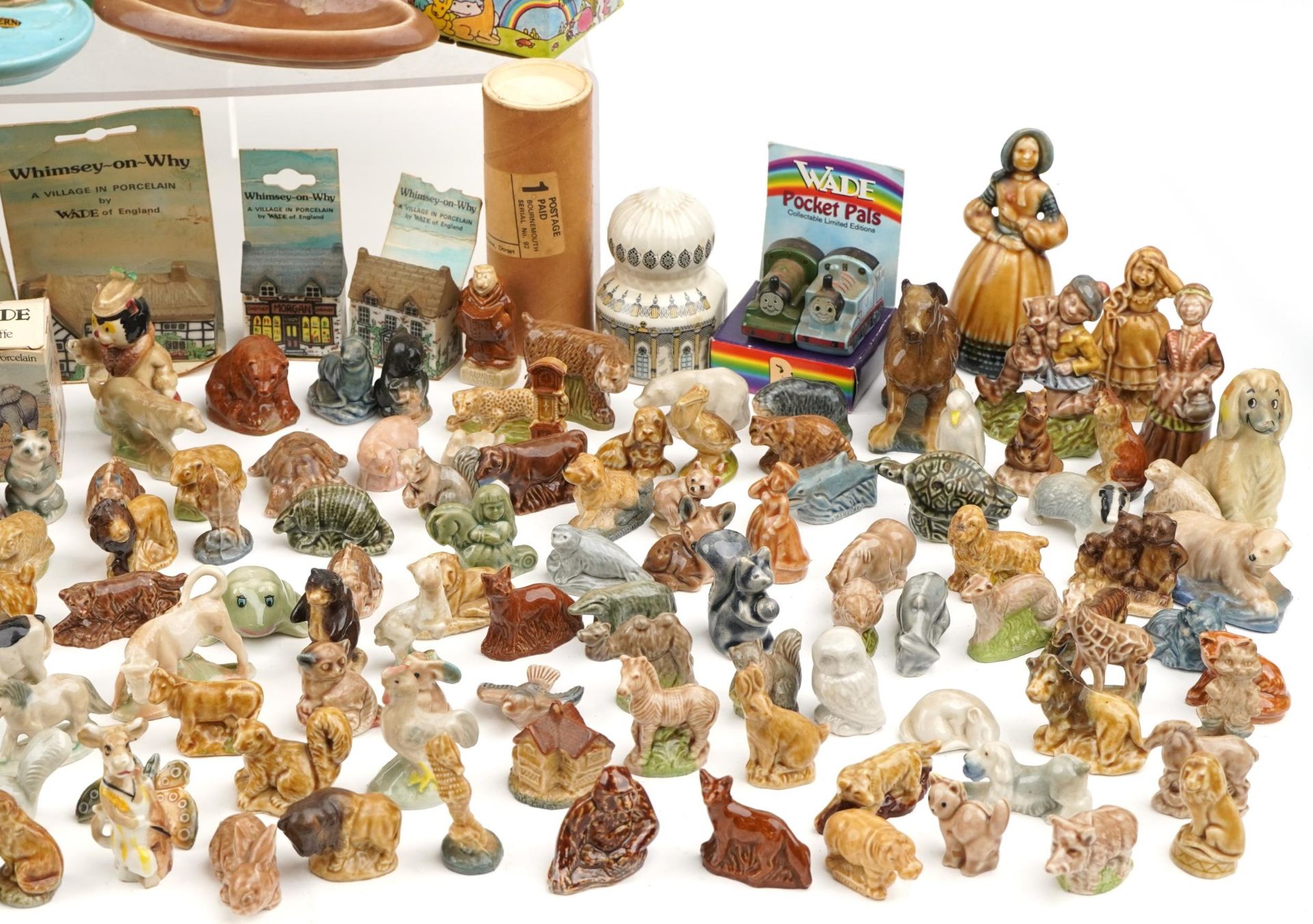 Large collection of vintage Wade Collectables including Whimsies, NatWest piggy banks and Bell's - Bild 6 aus 6