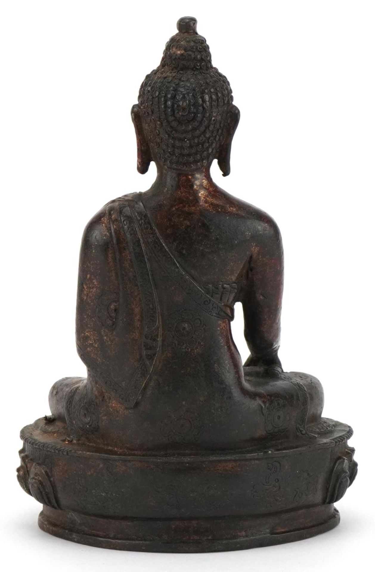 Chino Tibetan partially gilt bronze figure of seated Buddha, 20.5cm high - Bild 3 aus 6