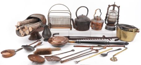 19th century and later metalware including brass coal bucket, scuttle, pewter jug and hanging