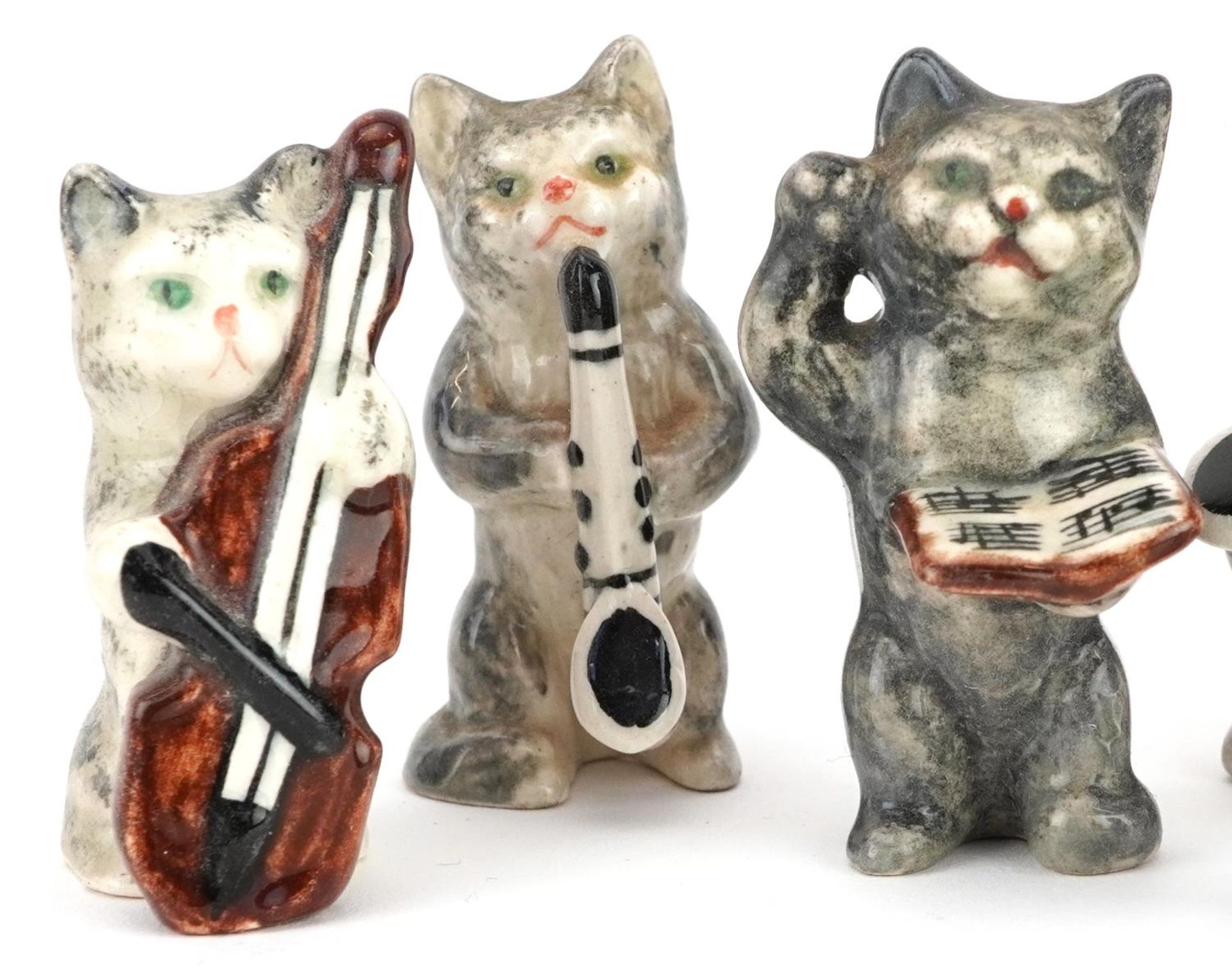 Seven piece Beswick cat band and one other, the largest 6cm high - Bild 2 aus 3