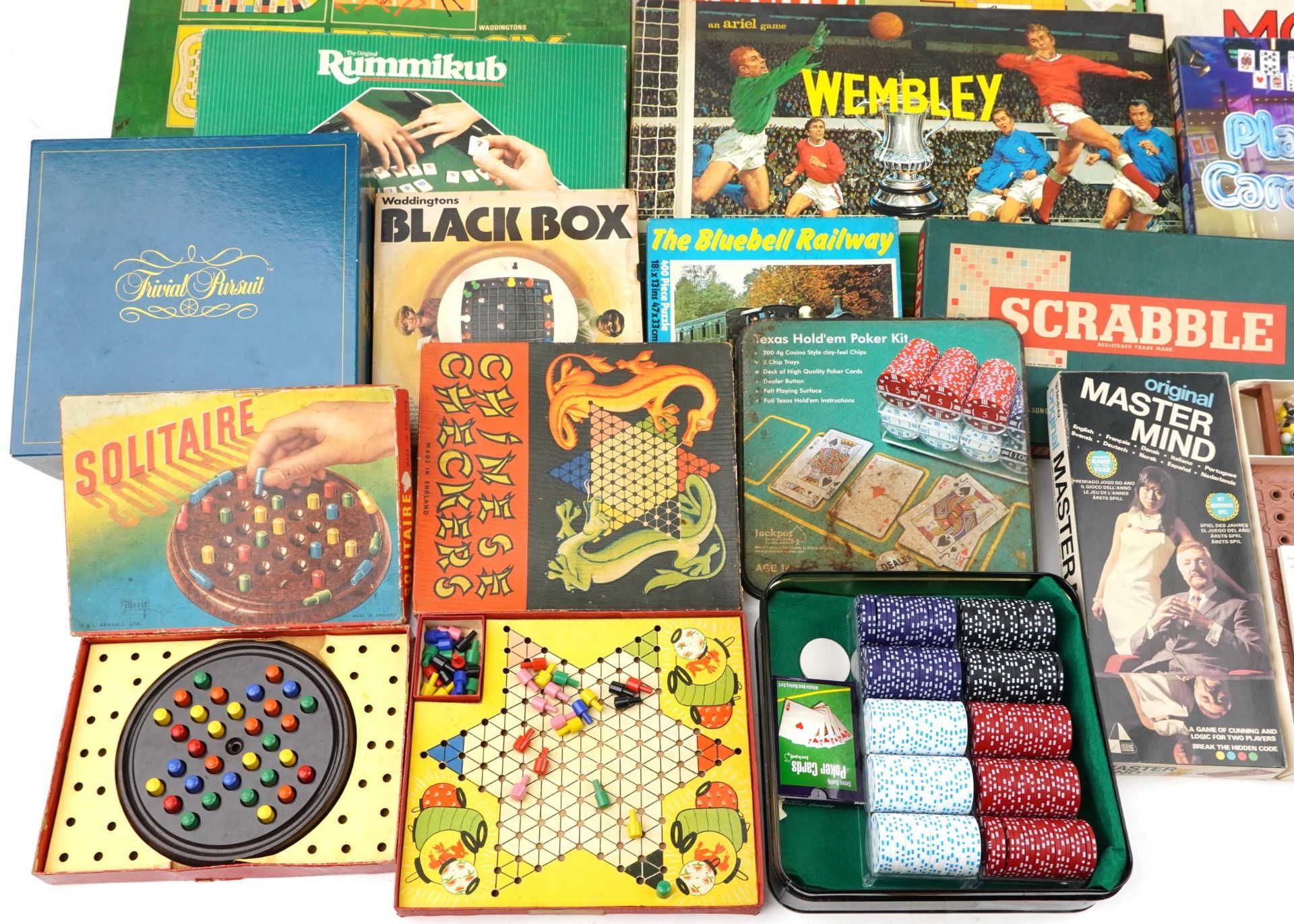 Vintage and later board games including Monopoly, Cluedo, playing cards and Trivial Pursuit - Image 4 of 10