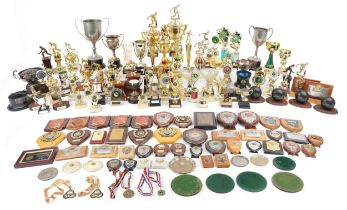 Extensive collection of various bowling trophies, shields and plaques relating to W Hulbert