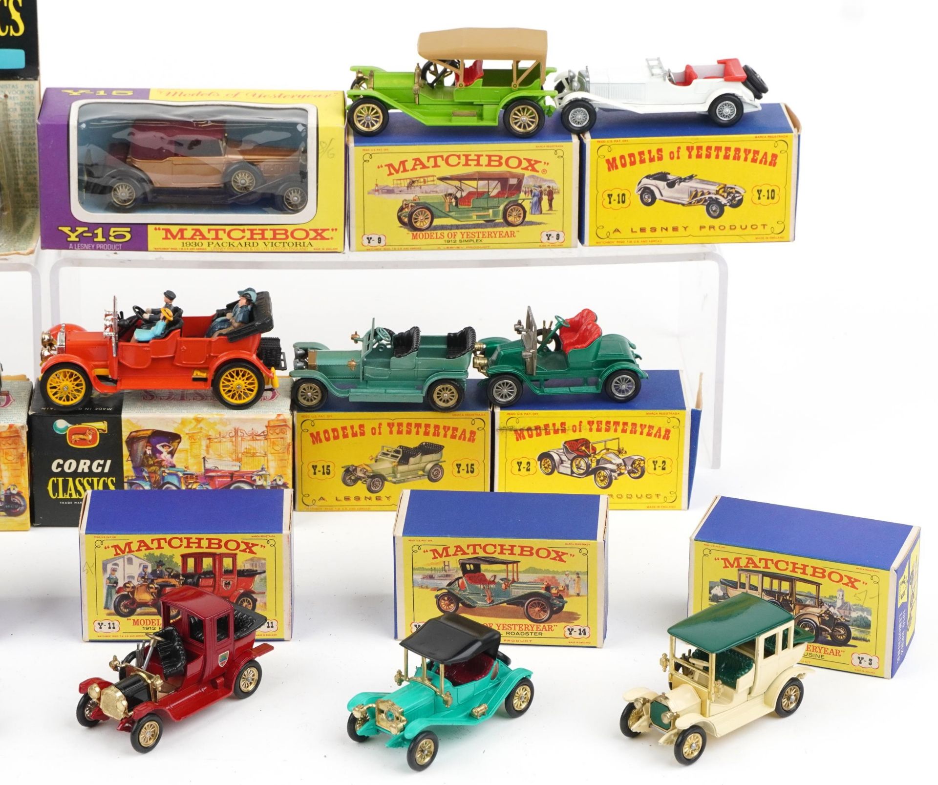 Vintage and later diecast vehicles with boxes comprising Models of Yesteryear, Matchbox and Corgi - Bild 3 aus 3