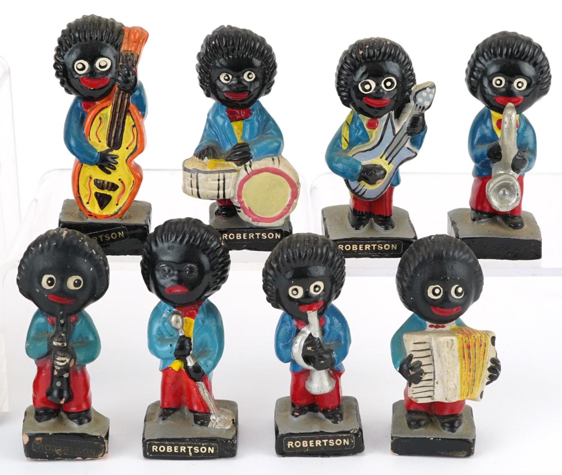 Set of eight Robertson's hand painted band figures and seven days of the week enamelled pin badges - Bild 3 aus 4