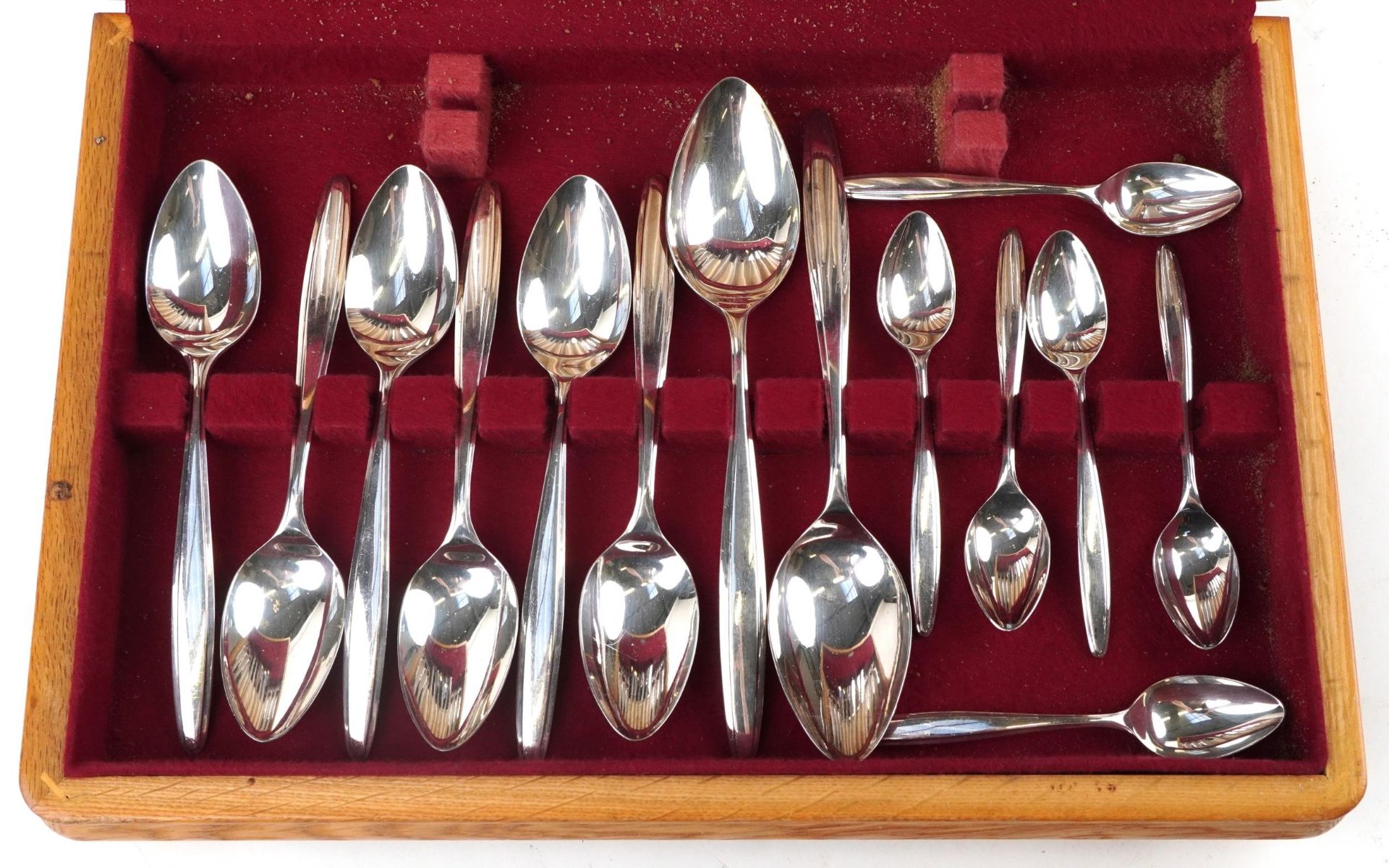 Flexfit six place canteen of stainless steel cutlery, the canteen 38cm wide - Image 3 of 8