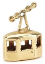French gold charm in the form of a cable car, 1.8cm high, 1.5g