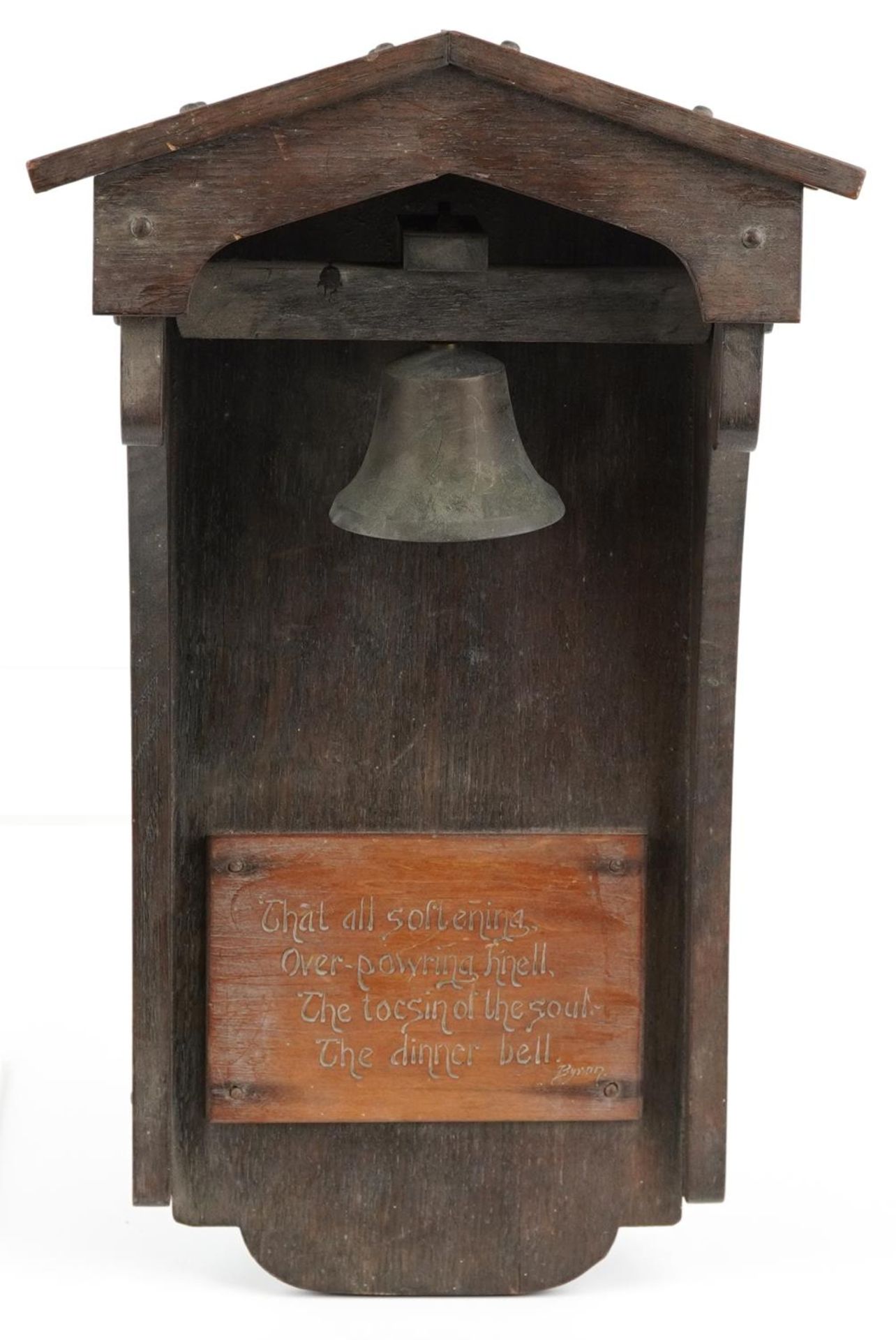 Arts & Crafts oak dinner bell with applied plaque having incised Byron motto, 53cm high - Image 2 of 5