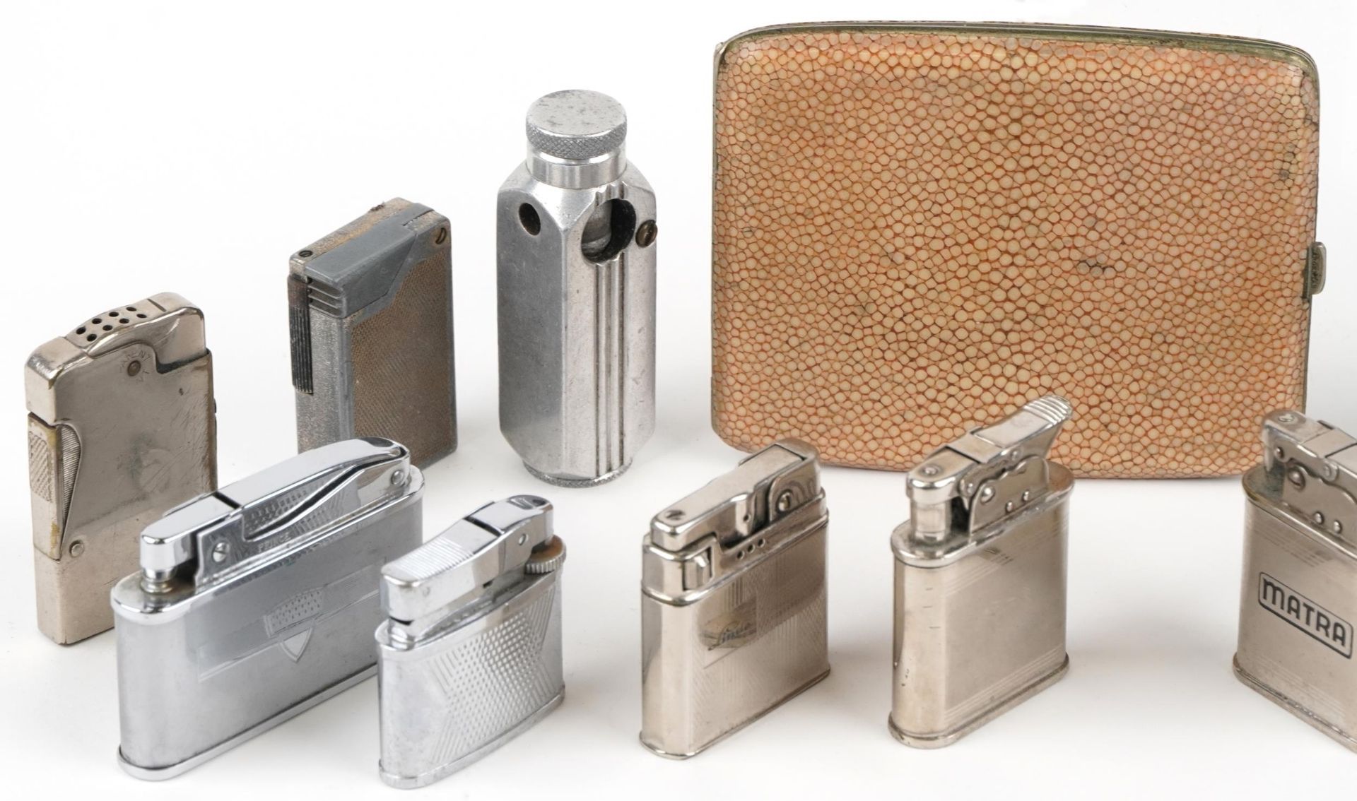 Vintage smoking collectables including a shagreen cigarette case, Flambeau Flamidor lighter and - Image 2 of 3