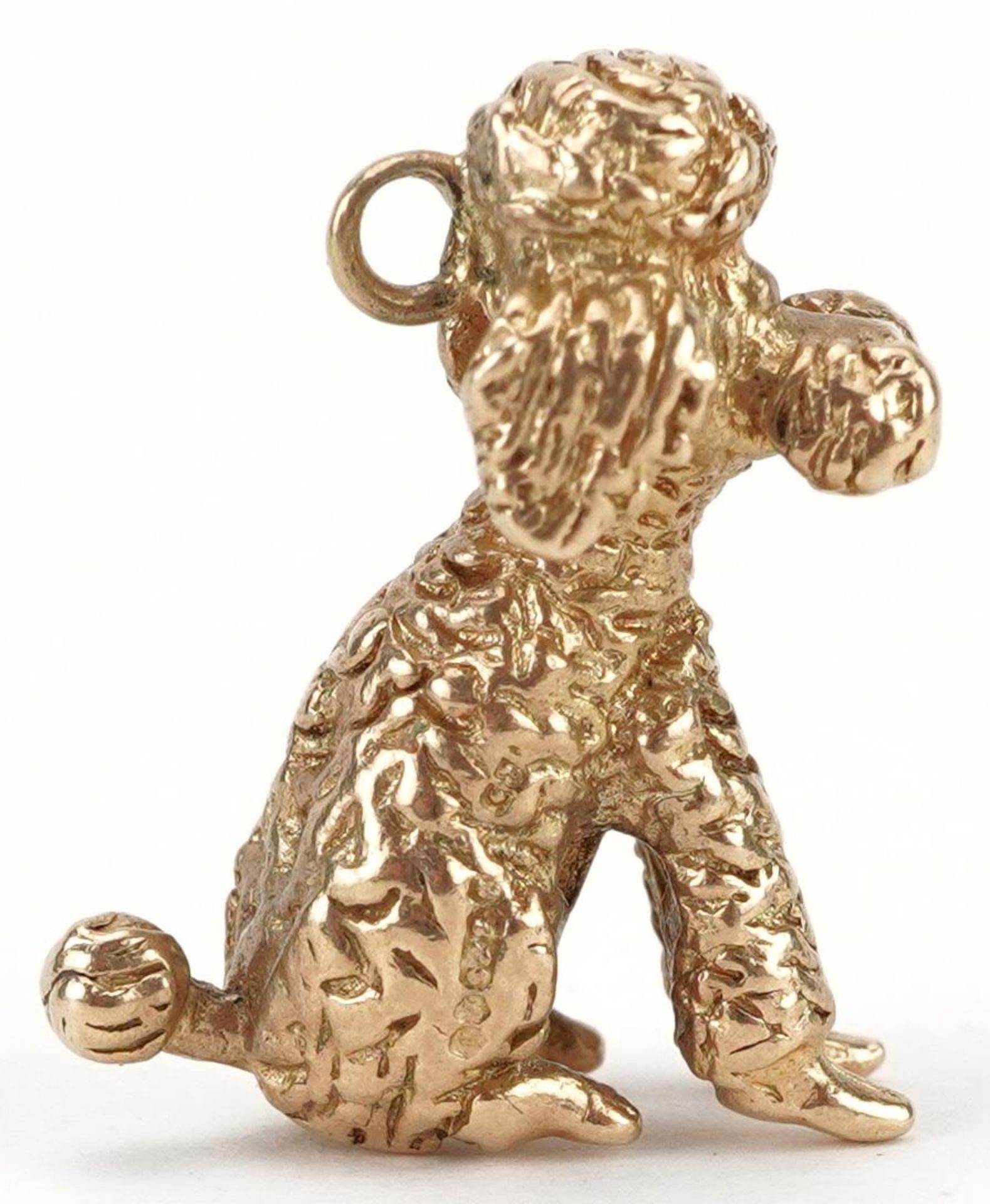 9ct gold charm in the form of a seated poodle, 2cm high, 6.8g - Image 3 of 3