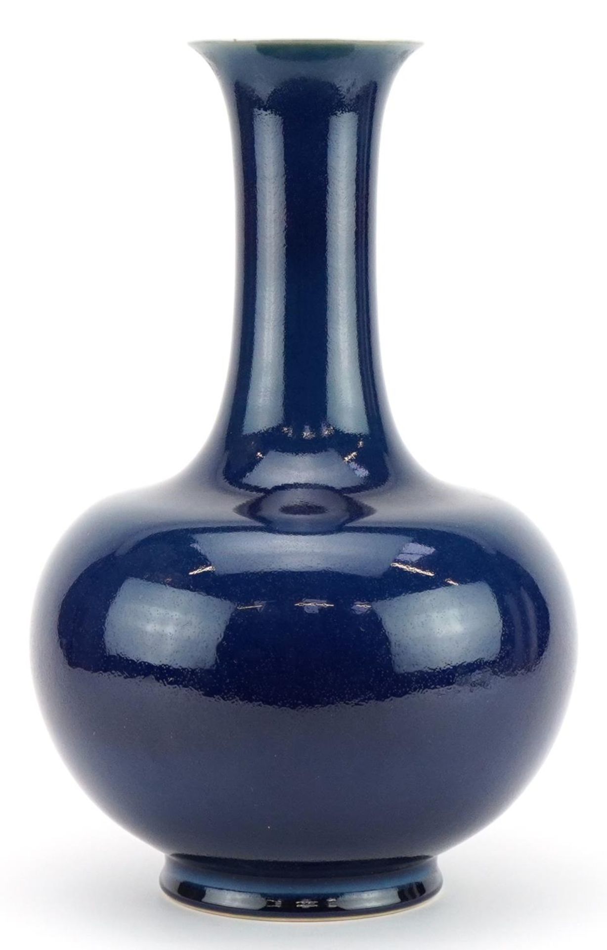 Large Chinese porcelain vase having a blue glaze, six figure character marks to the base, 36.5cm - Image 4 of 7