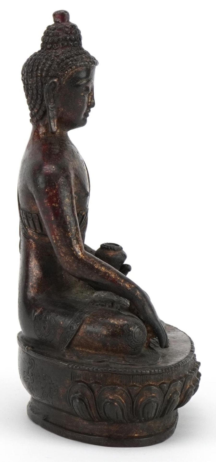 Chino Tibetan partially gilt bronze figure of seated Buddha, 20.5cm high - Bild 4 aus 6