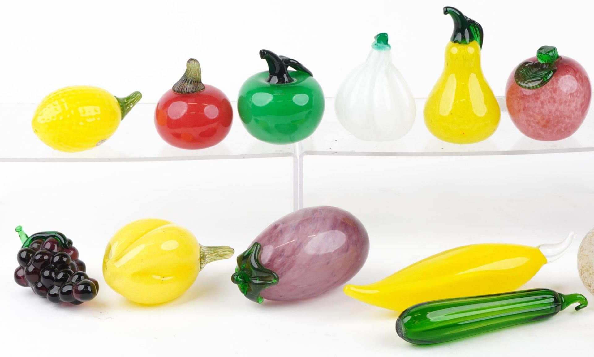 Collection of predominantly Italian colourful glass fruits including pears, peppers, grapes and - Image 2 of 8