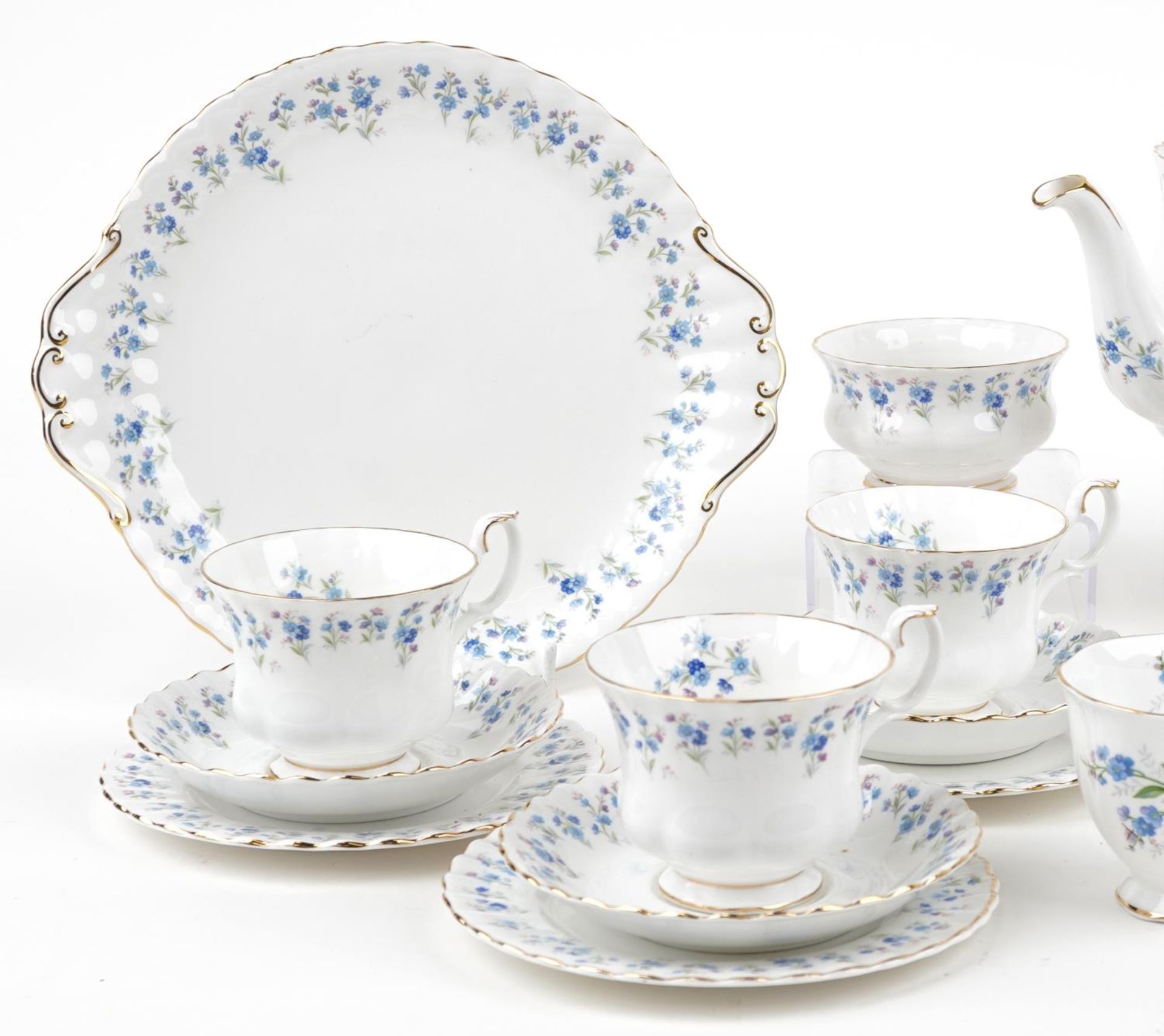 Royal Albert Memory Lane teaware including six place setting, the teapot 25.5cm in length - Bild 2 aus 4