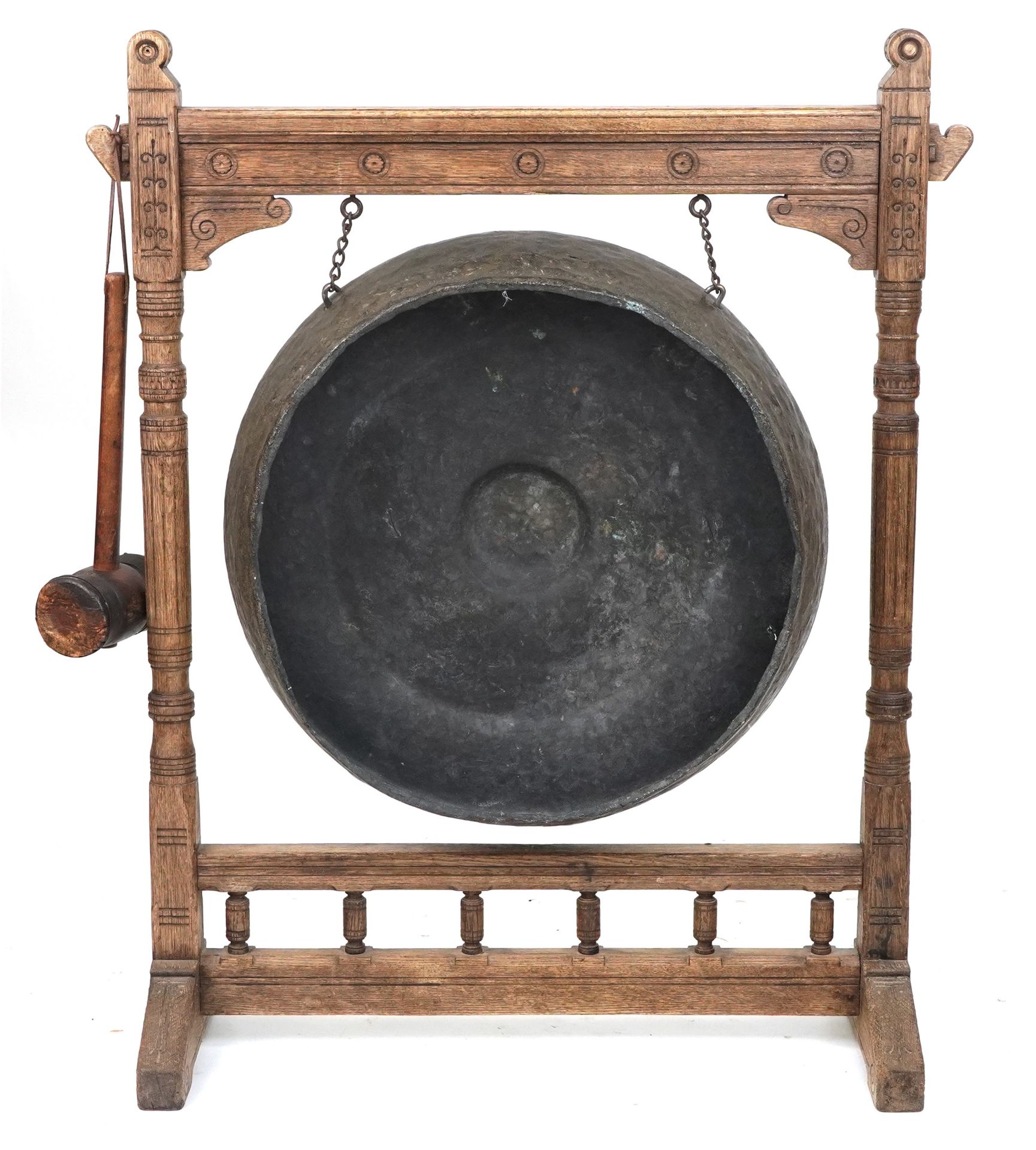 Large Antique Tibetan patinated bronze monastery gong on later oak stand, overall 121cm high x 100cm - Bild 3 aus 3