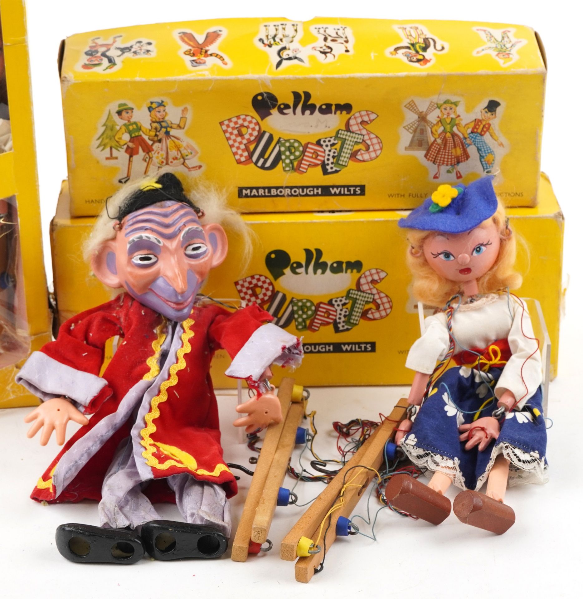 Three vintage Pelham puppets with boxes comprising wizard, Mitzi and fairy - Bild 3 aus 4