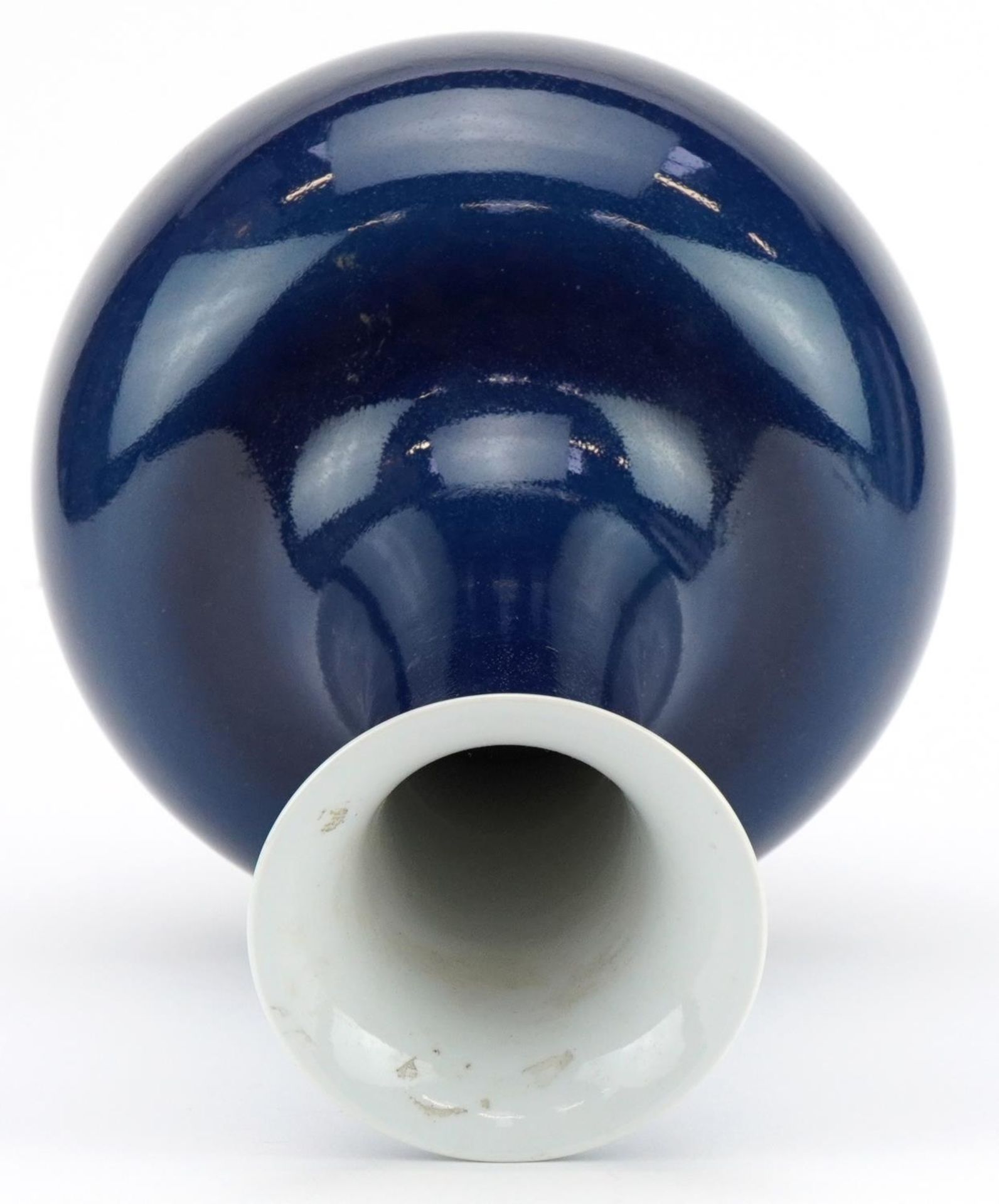 Large Chinese porcelain vase having a blue glaze, six figure character marks to the base, 36.5cm - Image 5 of 7