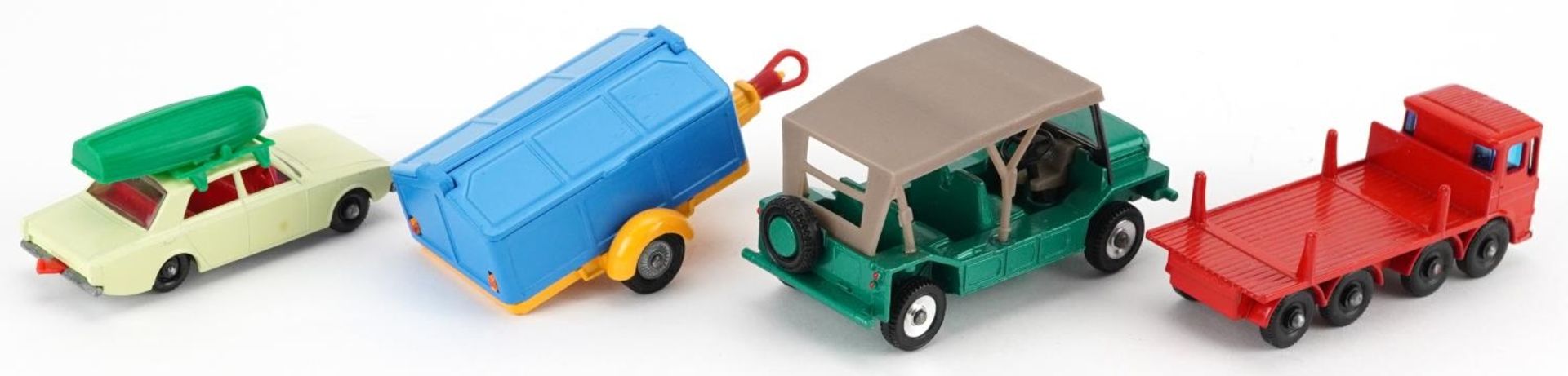 Four vintage diecast vehicles with boxes comprising Dinky Toys Austin Mini-Moke 342, Corgi Toys - Bild 3 aus 4