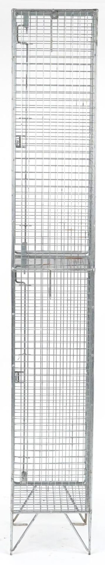 Industrial steel wire cage, 198cm H x 31cm W x 31cm D - Bild 3 aus 3