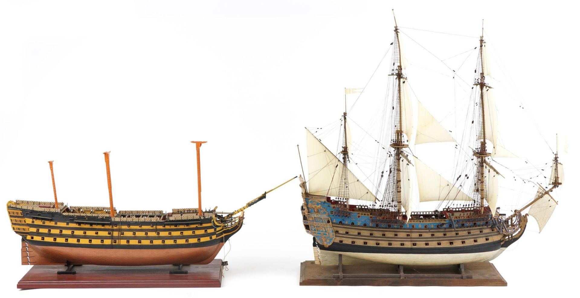 Two Heller model boats with boxes comprising HMS Victory and Le Soleil Royal - Bild 5 aus 5