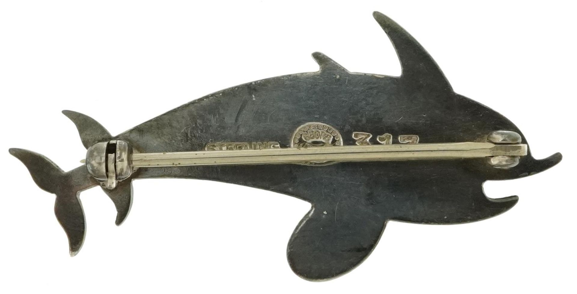 Arno Malinowski for Georg Jensen, mid century Danish 925S silver dolphin brooch with box, numbered - Image 2 of 4