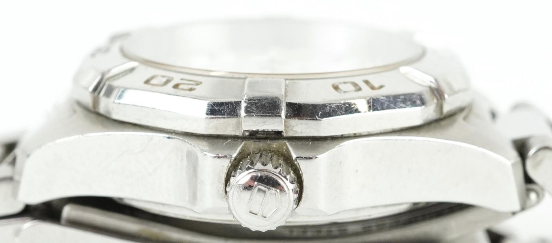 Tag Heuer, ladies Tag Heuer Aquaracer wristwatch having a diamond set mother of pearl dial with date - Image 7 of 9