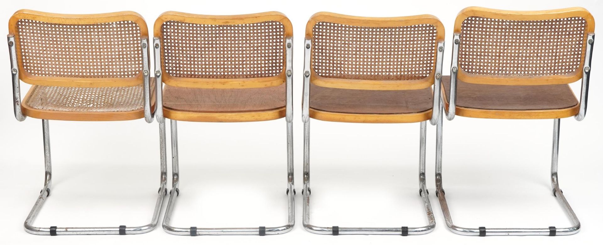 Four mid century Italian B32 Cesca Chairs, each 79 high - Bild 3 aus 3