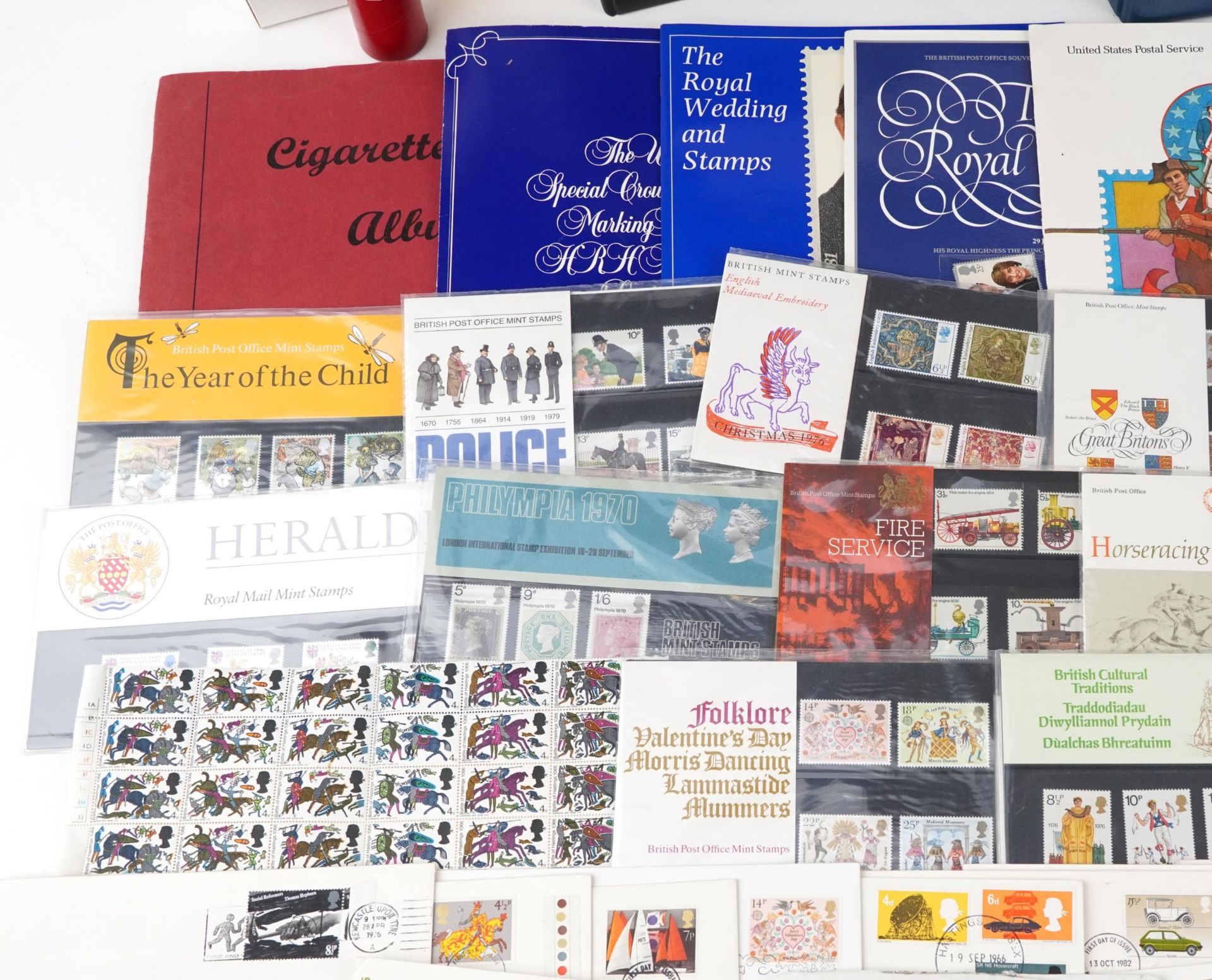 Collection of British and world stamps and covers, predominantly arranged in albums and stock books - Image 4 of 18