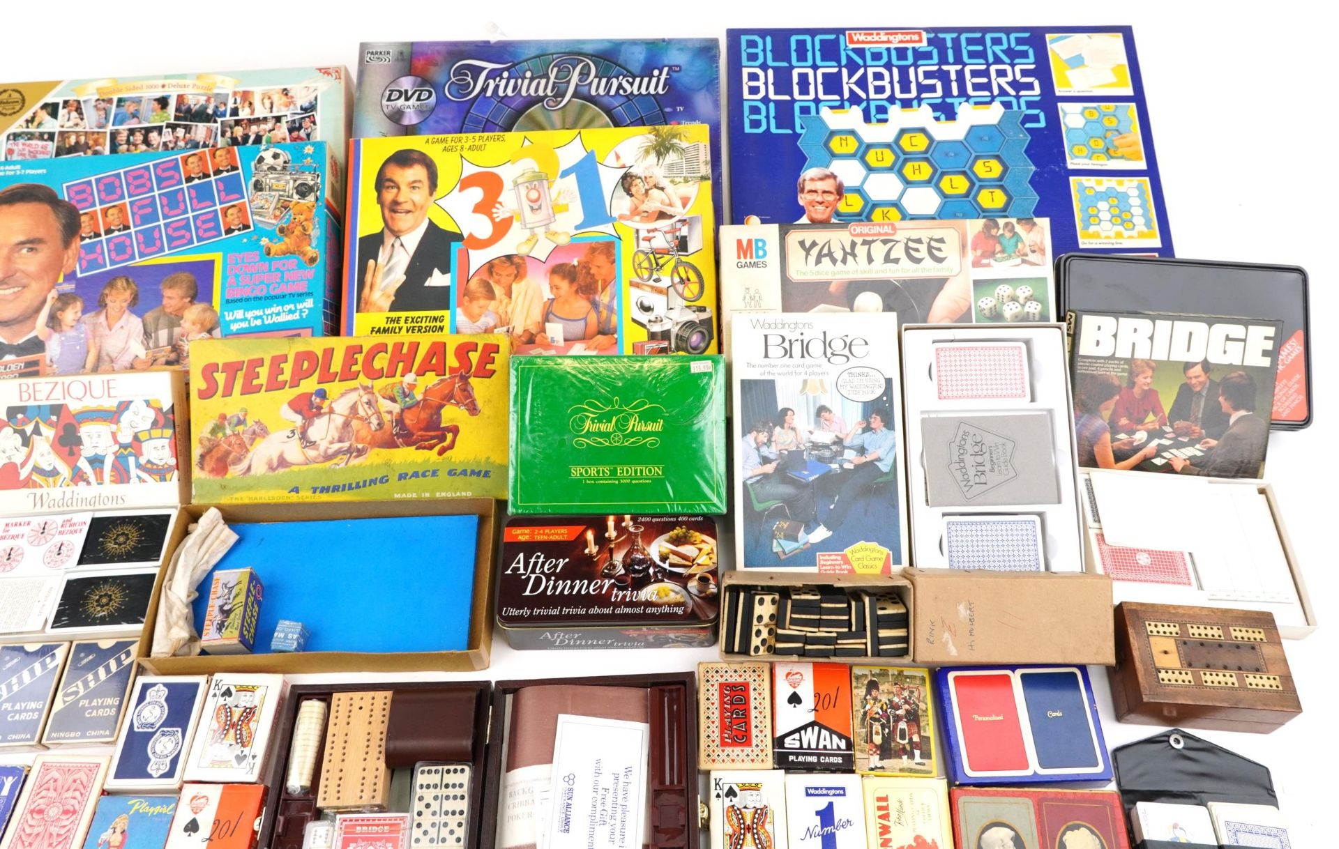 Vintage and later board games including Monopoly, Cluedo, playing cards and Trivial Pursuit - Image 7 of 10