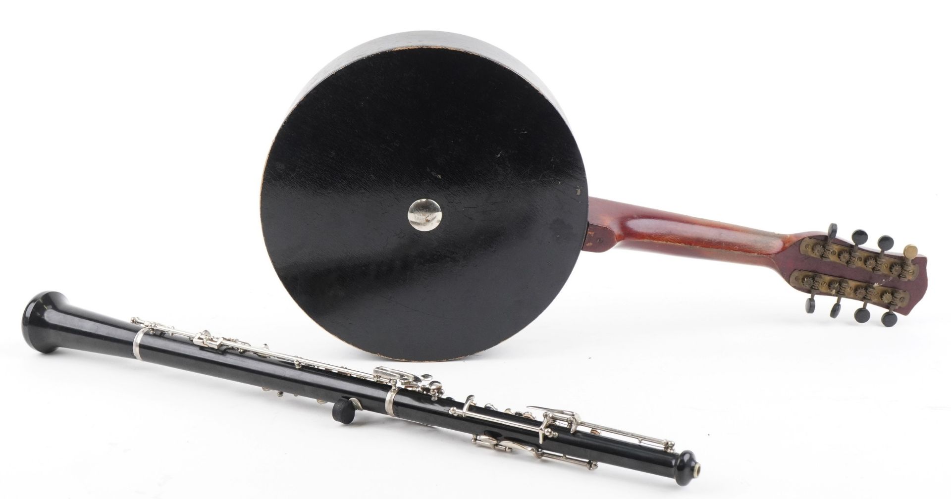 Reliance eight string banjolele and a Boosey & Hawkes three piece clarinet, both with cases, the - Bild 3 aus 7