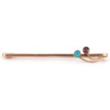 Edwardian 9ct gold pink tourmaline and cabochon opaline bar brooch, 4.5cm wide, 0.9g