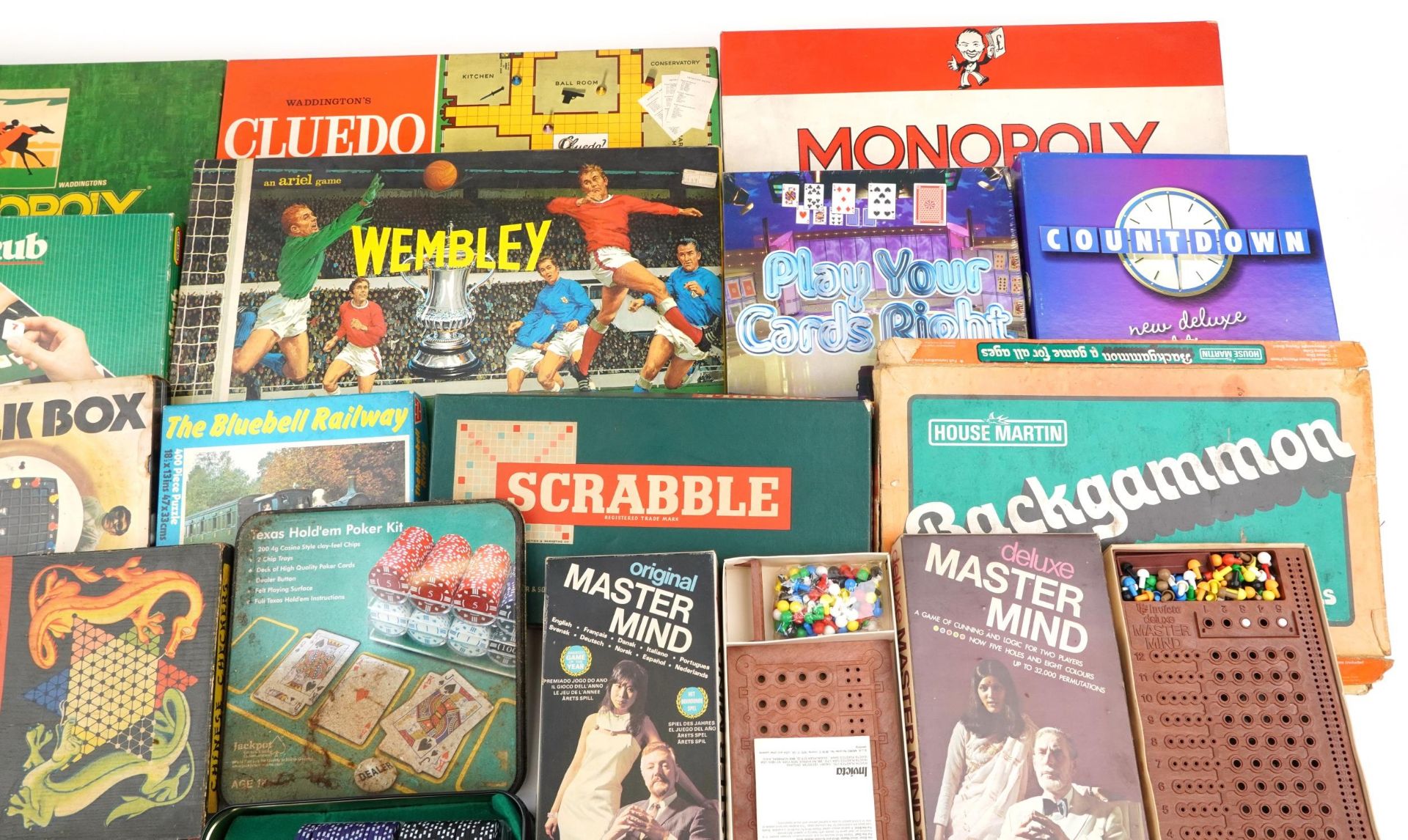 Vintage and later board games including Monopoly, Cluedo, playing cards and Trivial Pursuit - Image 3 of 10