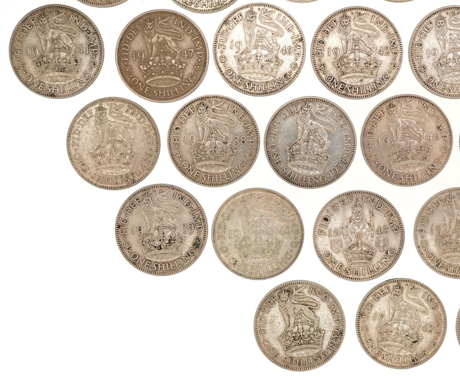 Thirty eight George V and George VI shillings, various dates - Image 4 of 10