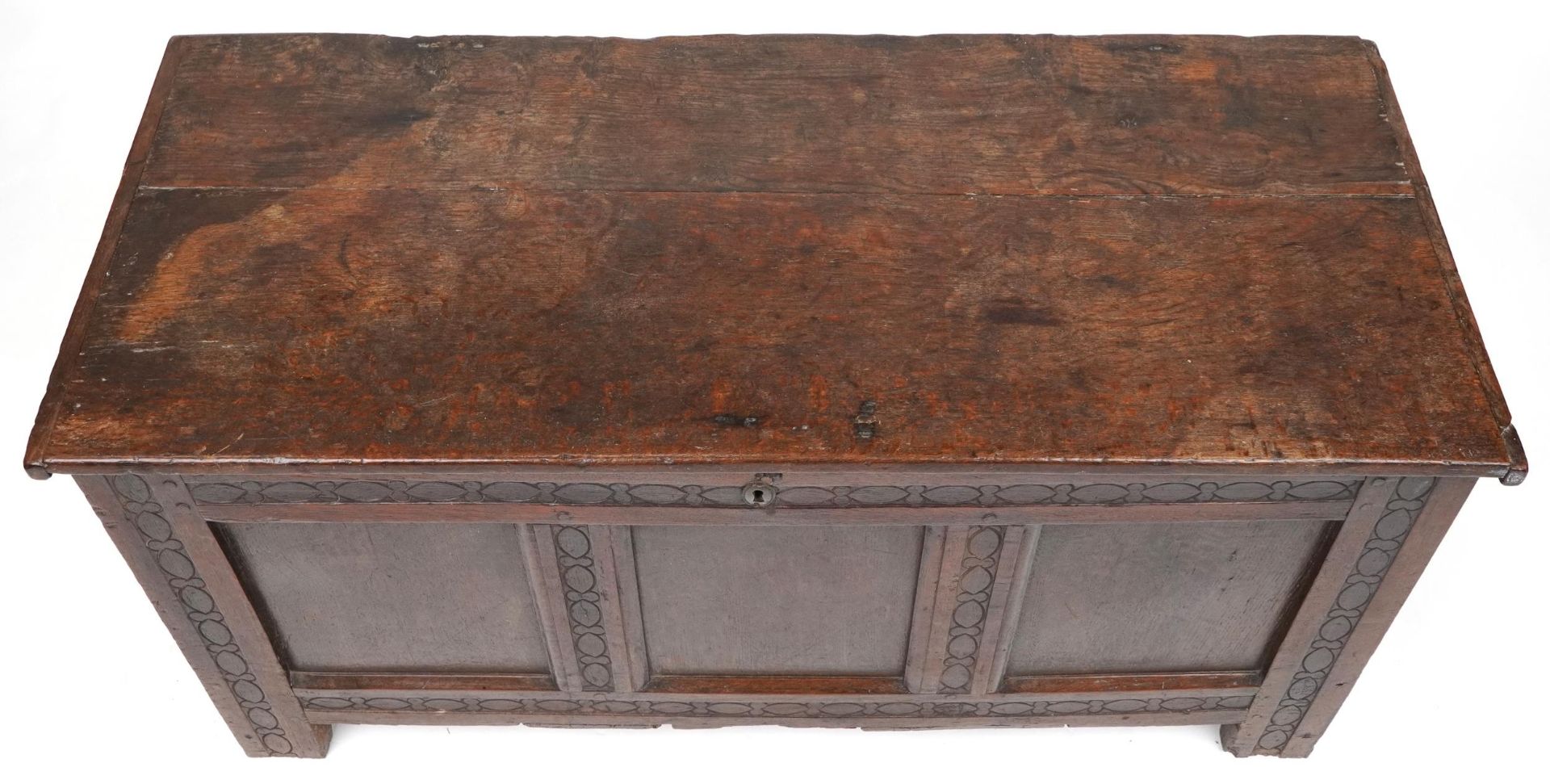 17th/18th century oak three panel coffer with carved borders, 59cm H x 118cm W x 51cm D - Image 5 of 6