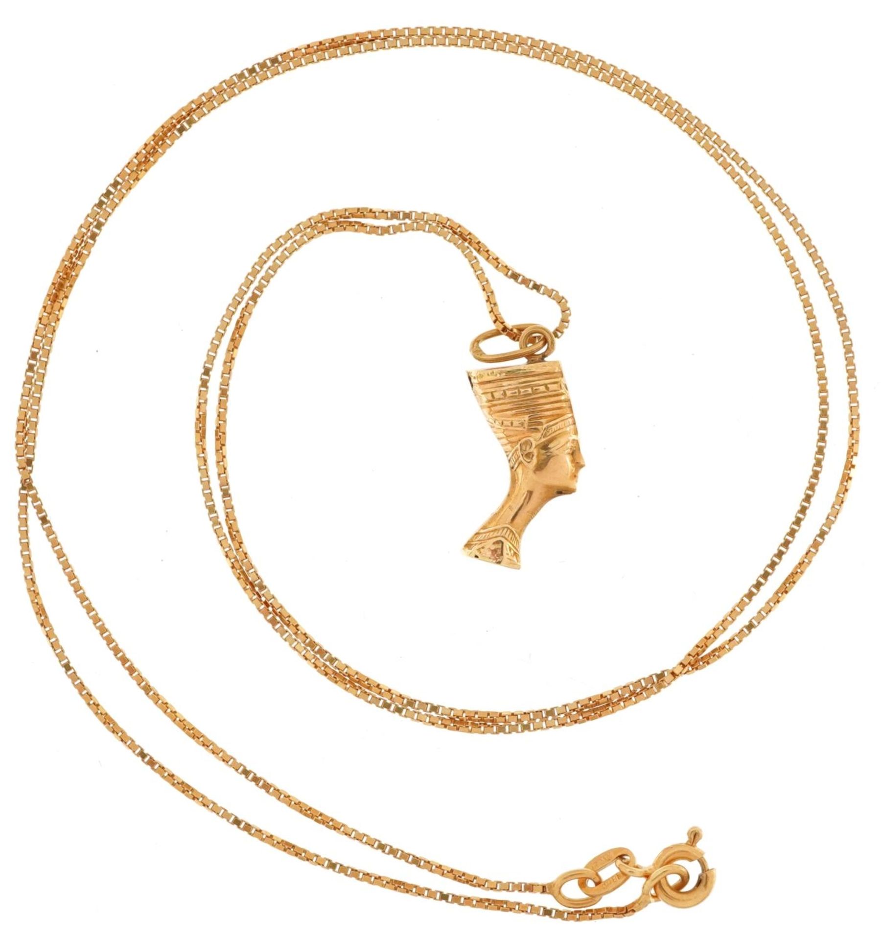 Egyptian Revival gold Nefertiti bust pendant on an Italian 18K gold box link necklace, 2.3cm high - Image 3 of 4