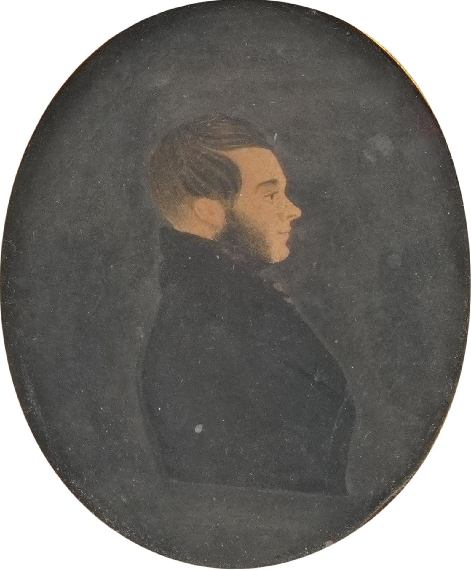 Georgian oval silhouette portrait of a young gentleman housed in an ebonised frame, indistinctly - Image 2 of 4