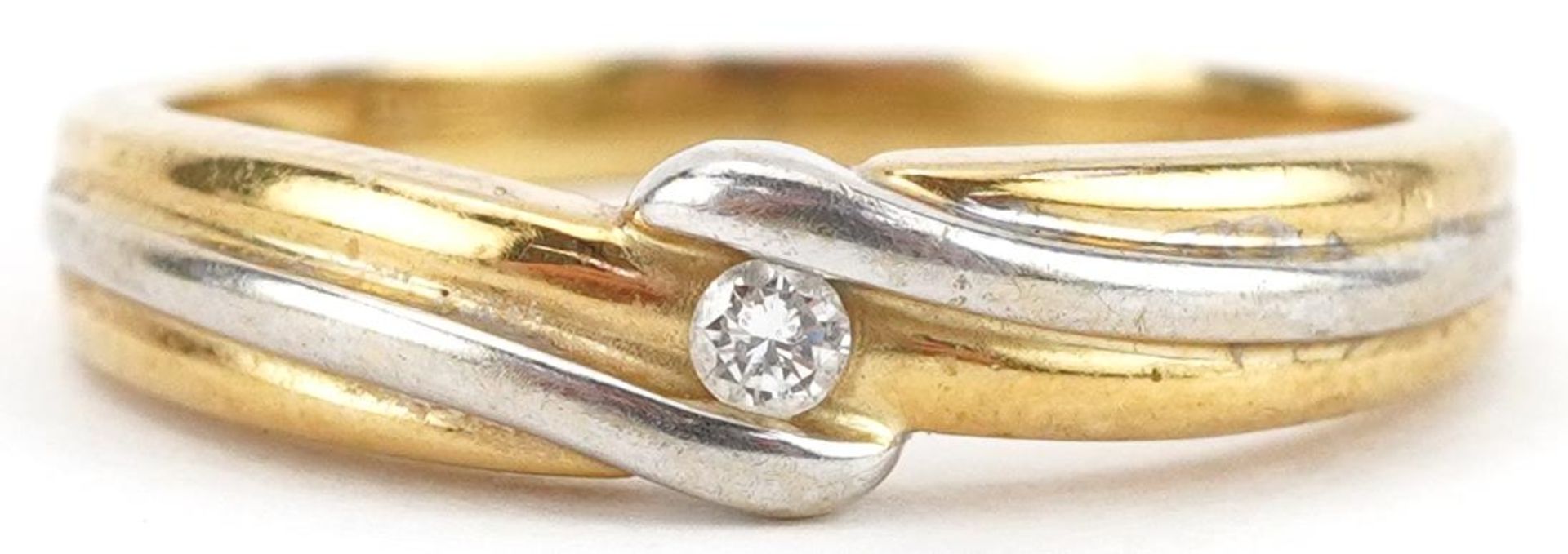 18ct two tone gold diamond solitaire crossover ring, size K, 3.2g