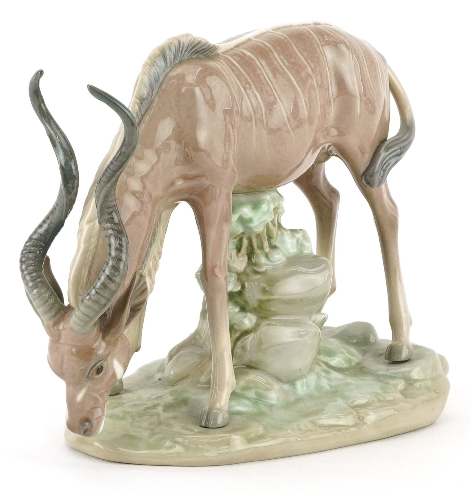 Lladro antelope on naturalistic base, 5302, 23cm in length