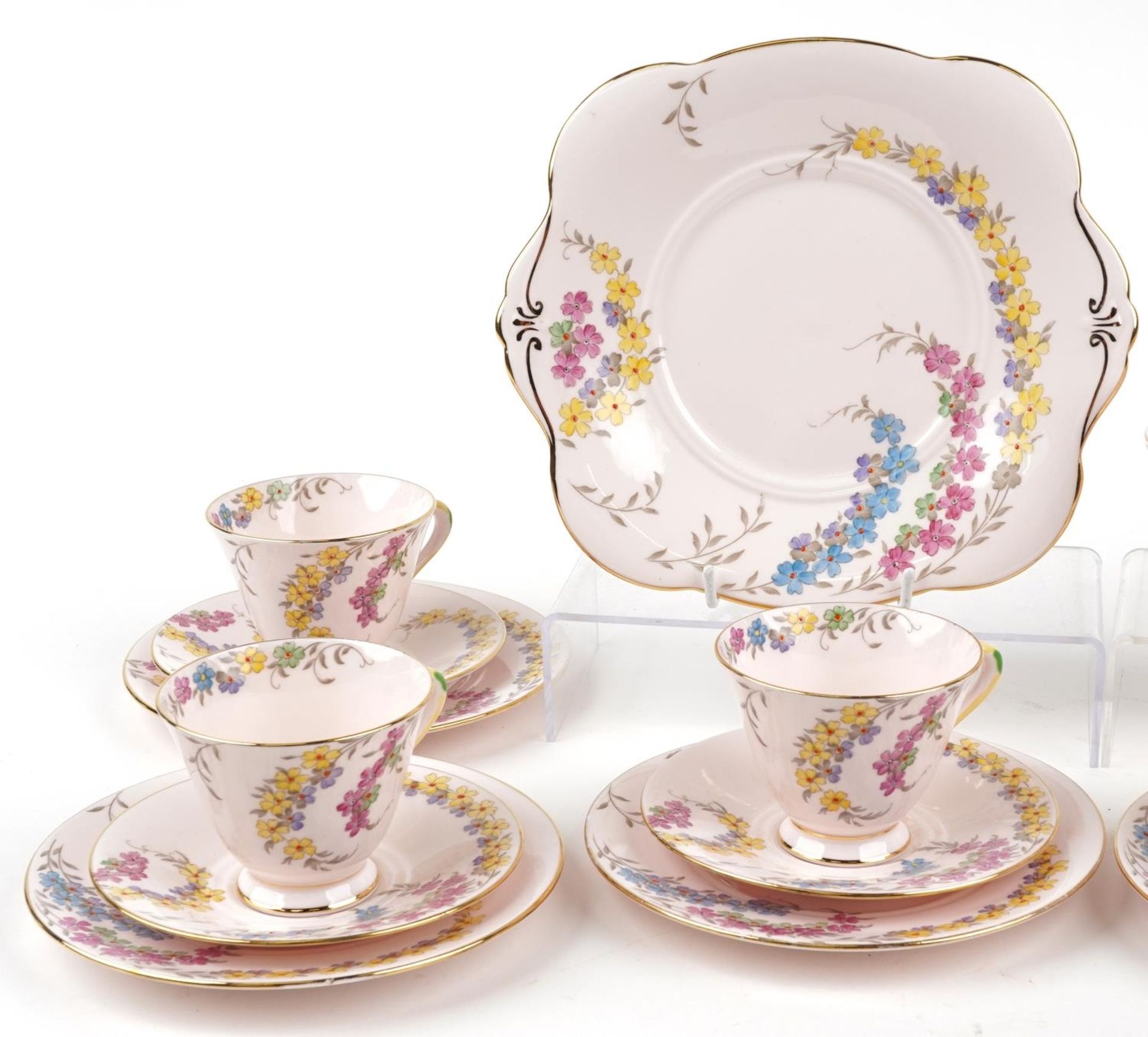 Tuscan six place tea service decorated with flowers comprising six trios, milk jug, sugar bowl and - Bild 2 aus 4