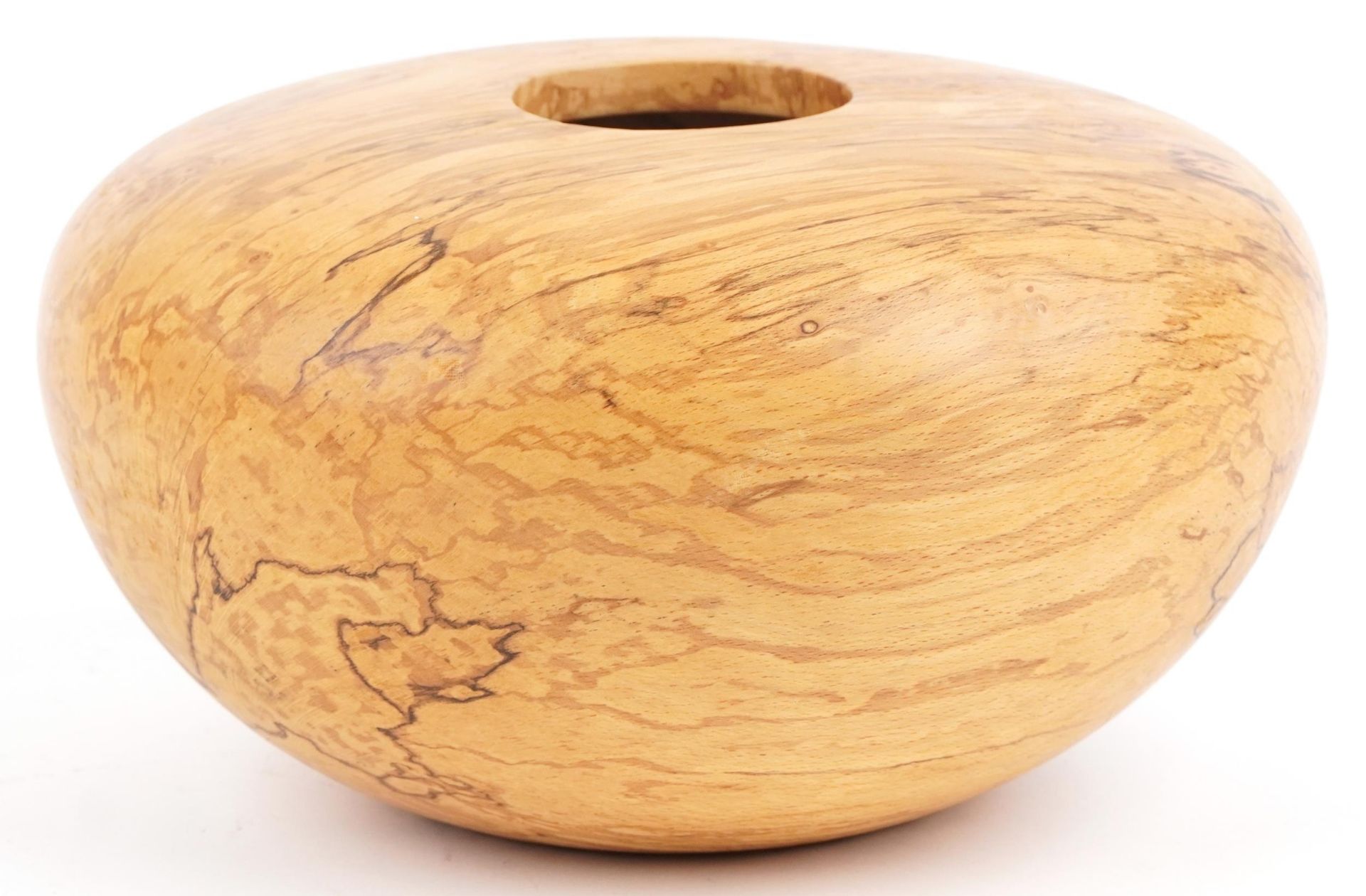 Andy Fortune for The Mulberry Tree Wood Turnery, Isle of Wight turned beechwood vase, 26cm in - Bild 2 aus 5