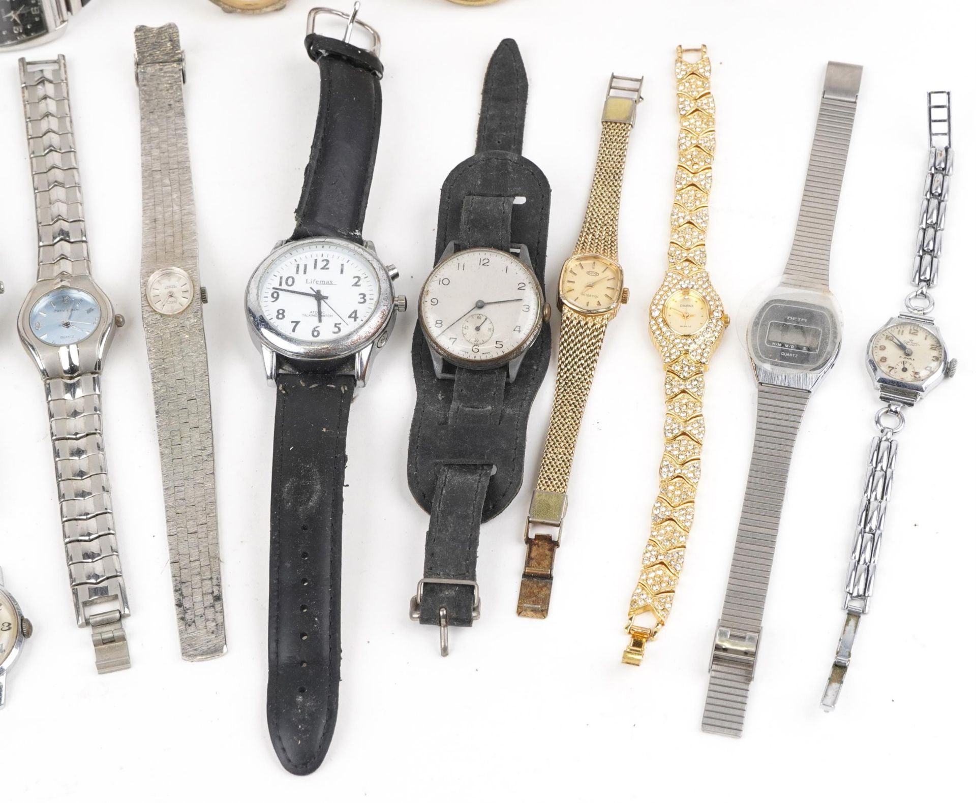 Vintage and later ladies and gentlemen's wristwatches including Smiths, Timex and Citizen - Image 5 of 5