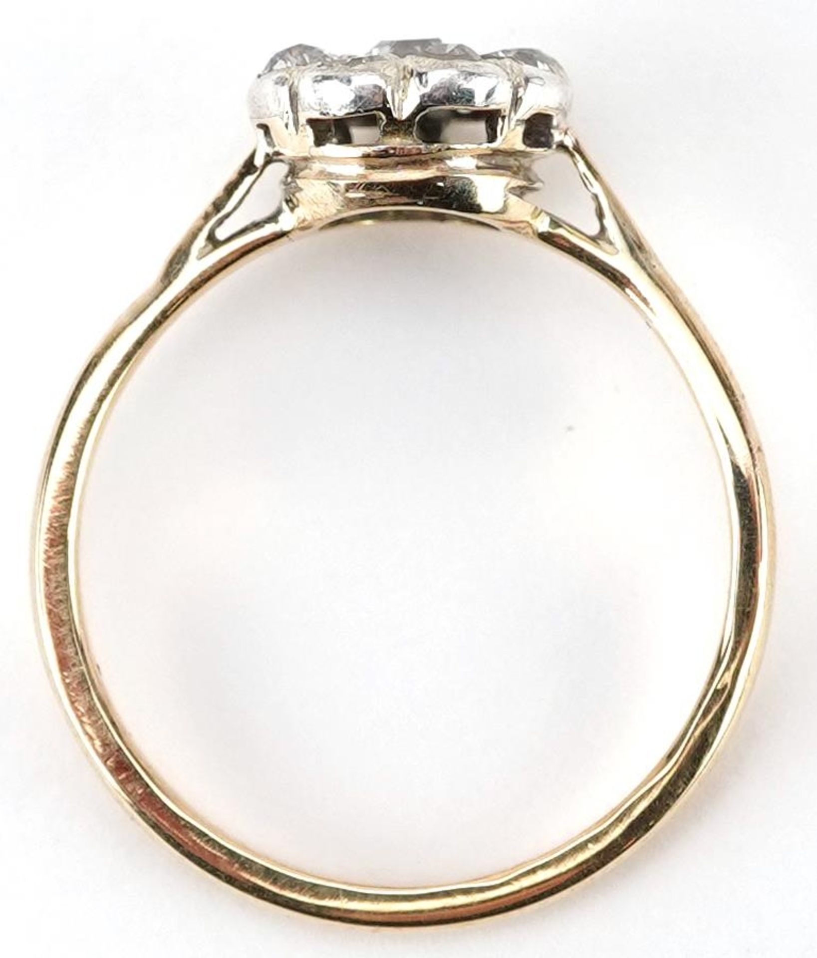 18ct gold diamond flower head cluster ring, total diamond weight approximately 0.26 carat, size K/L, - Bild 3 aus 4