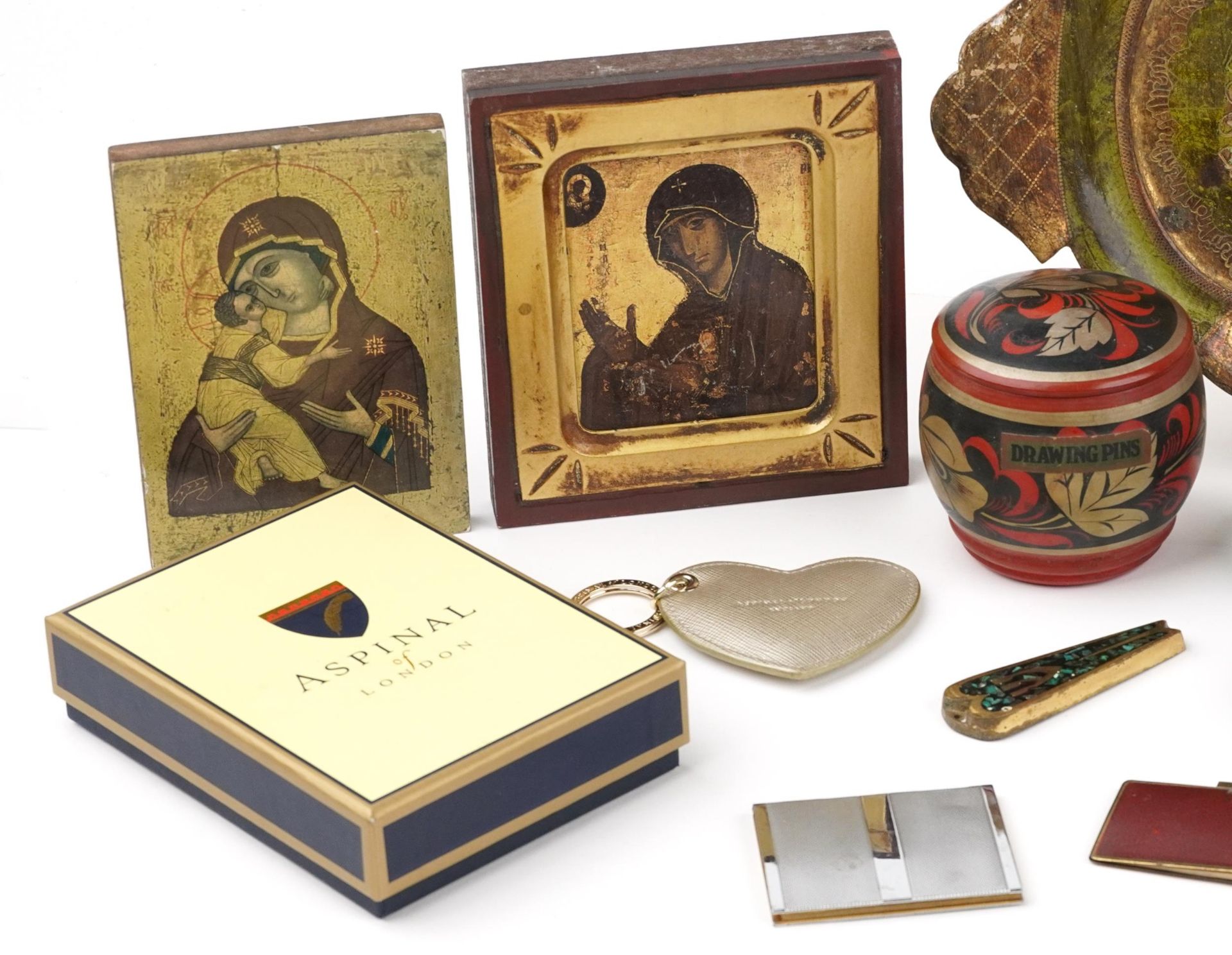 Sundry items including Aspinall of London keyring, orthodox icons and lacquered boxes, the largest - Bild 2 aus 3