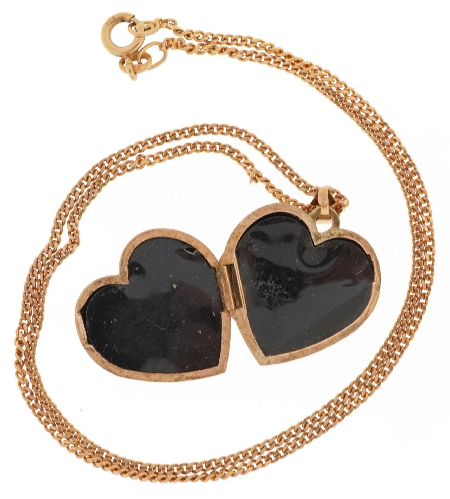 9ct gold floral engraved love heart locket on a 9ct gold necklace, 2.7cm high and 40cm in length, - Image 3 of 6