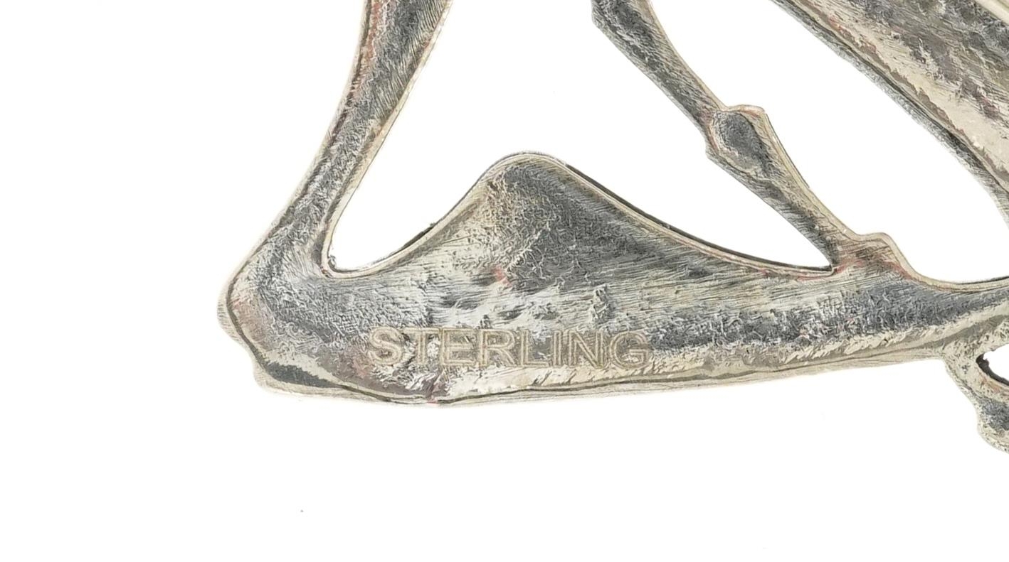 Egyptian Revival sterling silver brooch in the form of a locust, 9cm high, 17.5g - Bild 3 aus 3