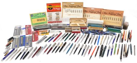 Vintage and later pens and accessories, some fountain pens including Sheaffer and Parker